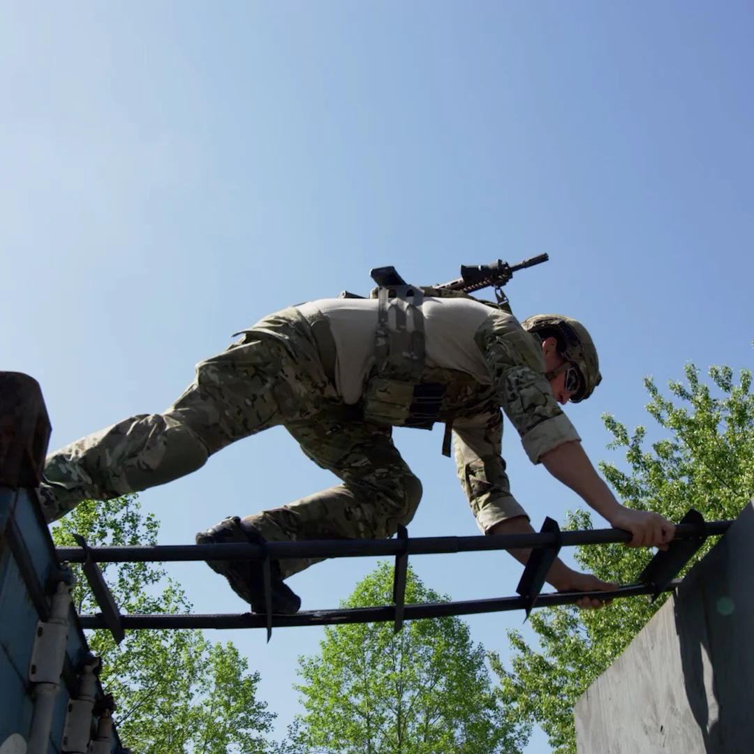 MATBOCK LIFT LADDER - Image 4